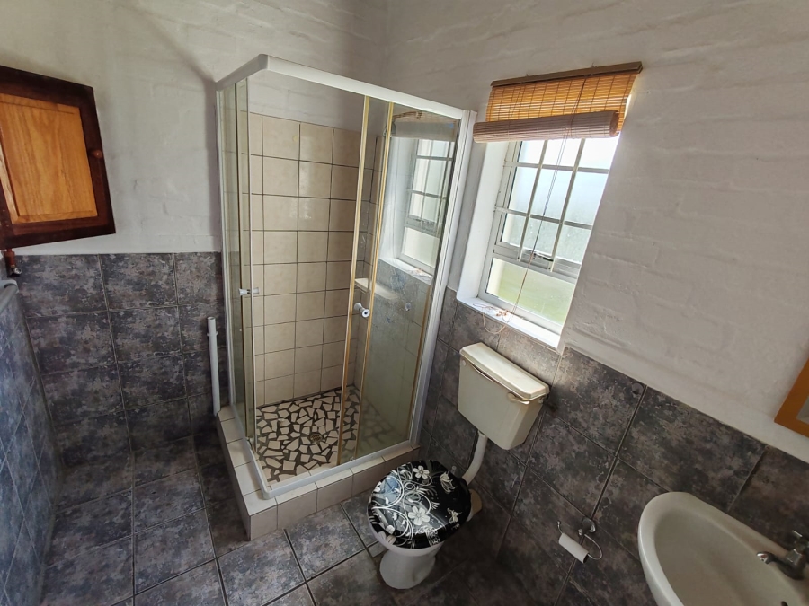 4 Bedroom Property for Sale in De Kelders Western Cape